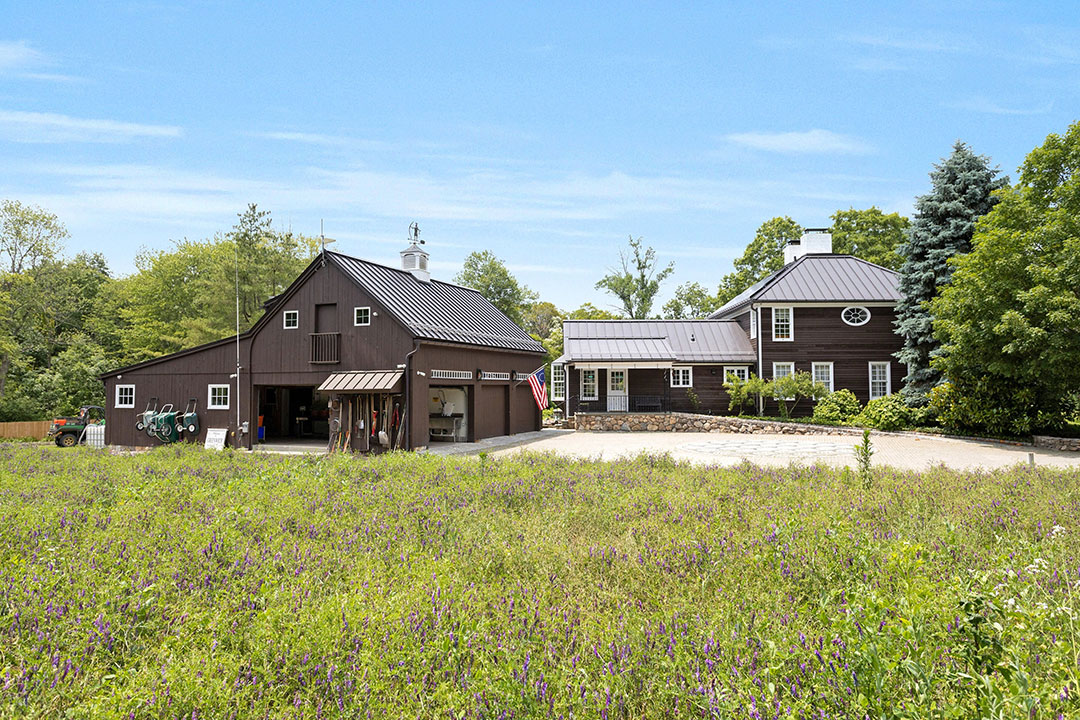 15 Versailles Farm House Exterior