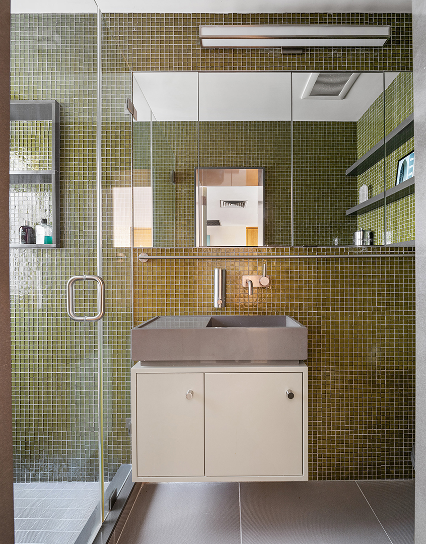 Late Broadway Icon Stephen Sondheims Longtime Nyc Townhouse Is Up For Sale T