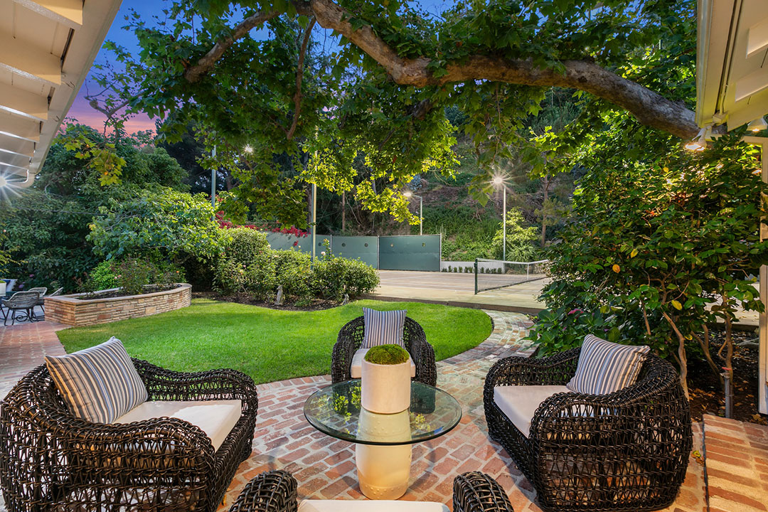 12 Allen Kay La Patio