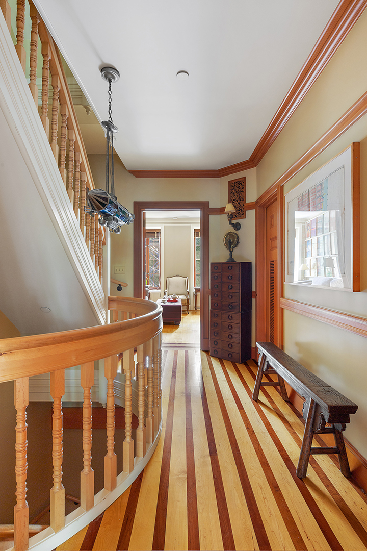 Late Broadway Icon Stephen Sondheims Longtime Nyc Townhouse Is Up For Sale Cc