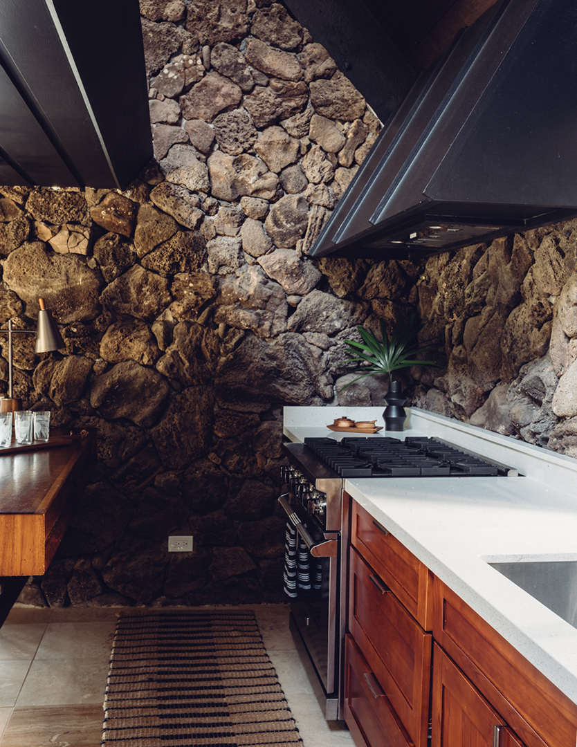 A Movie Producer And Interior Designers Transformed Hawaii Haven Is Now Up For Grabs E