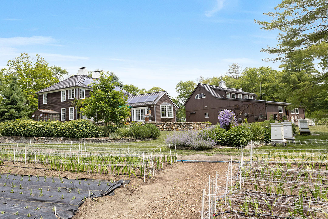 14 Versailles Farm Farm