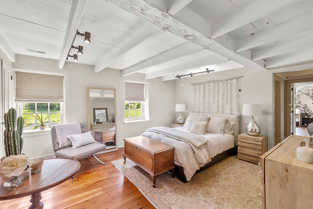 Explore A Reimagined Pennsylvania Home Dating Back To The 1700s 031