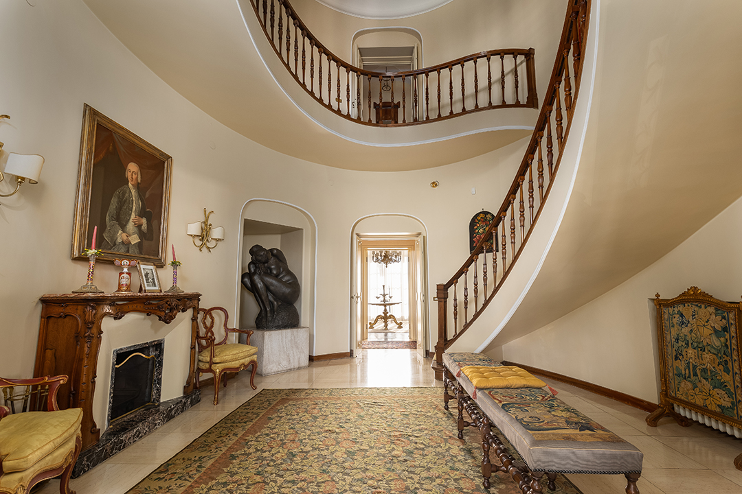 Dreamy Roman Estate Owned By The Gucci Family Seeks 16m 10