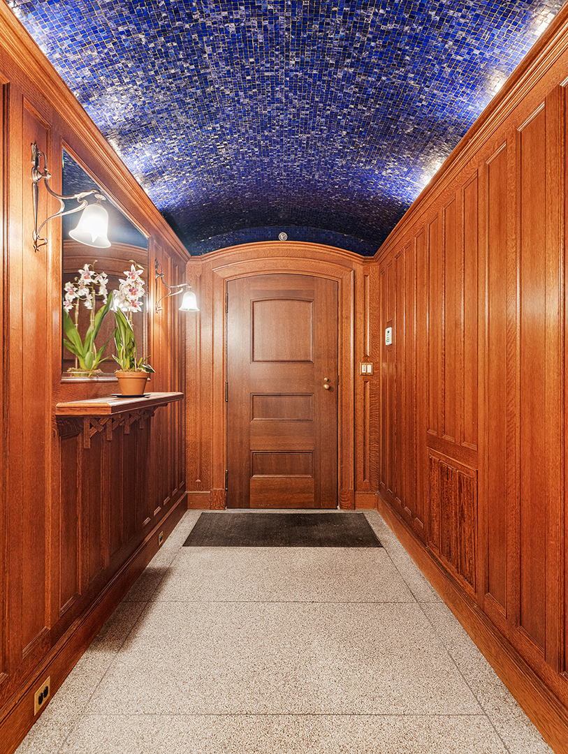Late Broadway Icon Stephen Sondheims Longtime Nyc Townhouse Is Up For Sale J