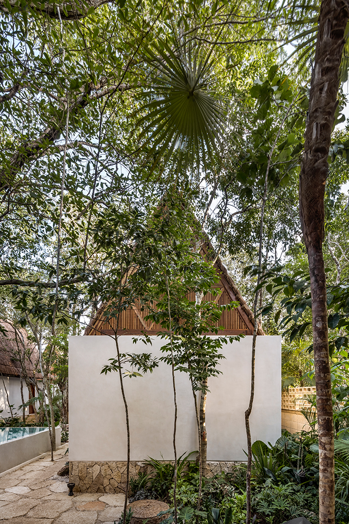 An Organic Minimalist Style Boutique Hotel In Tulum Can Be Yours For Under 2m Loft Lodge 5 Exterior By Cesar Bejar