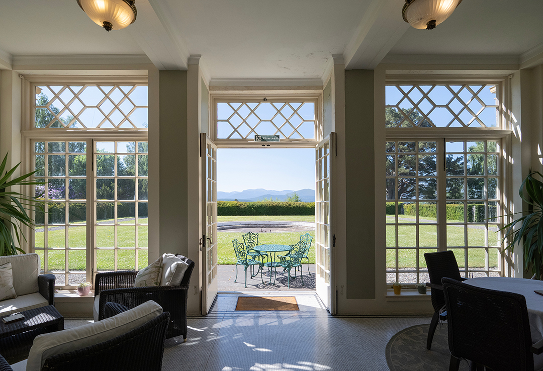 Bob Dylan Lists His Sophisticated Scottish Highlands Manor Set On 24 Acres Nethy Bridge Edinburgh Knight Frank Oieo 3000000 16