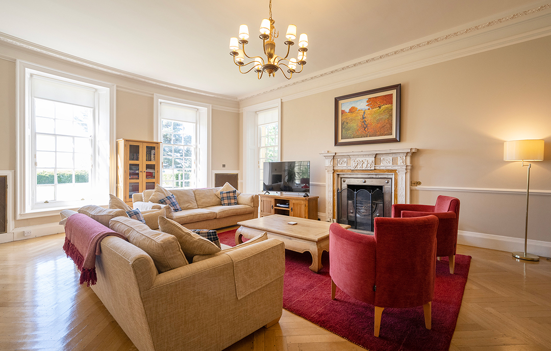 Bob Dylan Lists His Sophisticated Scottish Highlands Manor Set On 24 Acres Nethy Bridge Edinburgh Knight Frank Oieo 3000000 17