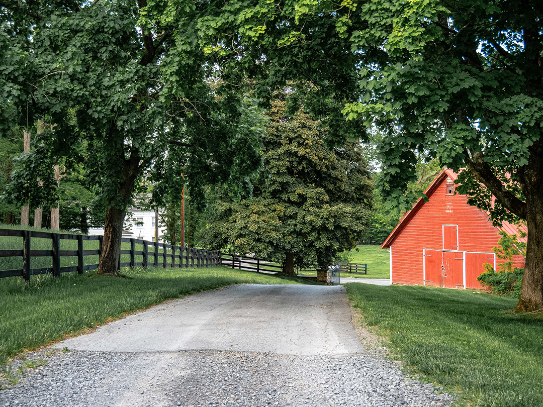 Heiress Beverly Kerzners Hudson Valley Paradise Hits The Market For 25m 461 Silvernails Road Pine Plains Ny 62