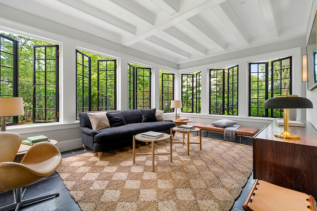 Publishing Power Couple Lists The Beautiful East Hampton Home They Built For 25m F