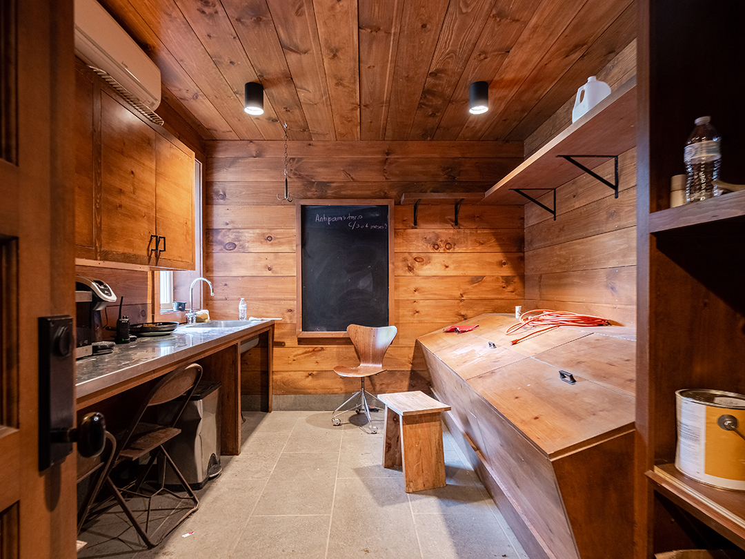 Heiress Beverly Kerzners Hudson Valley Paradise Hits The Market For 25m 461 Silvernails Road Pine Plains Ny 48