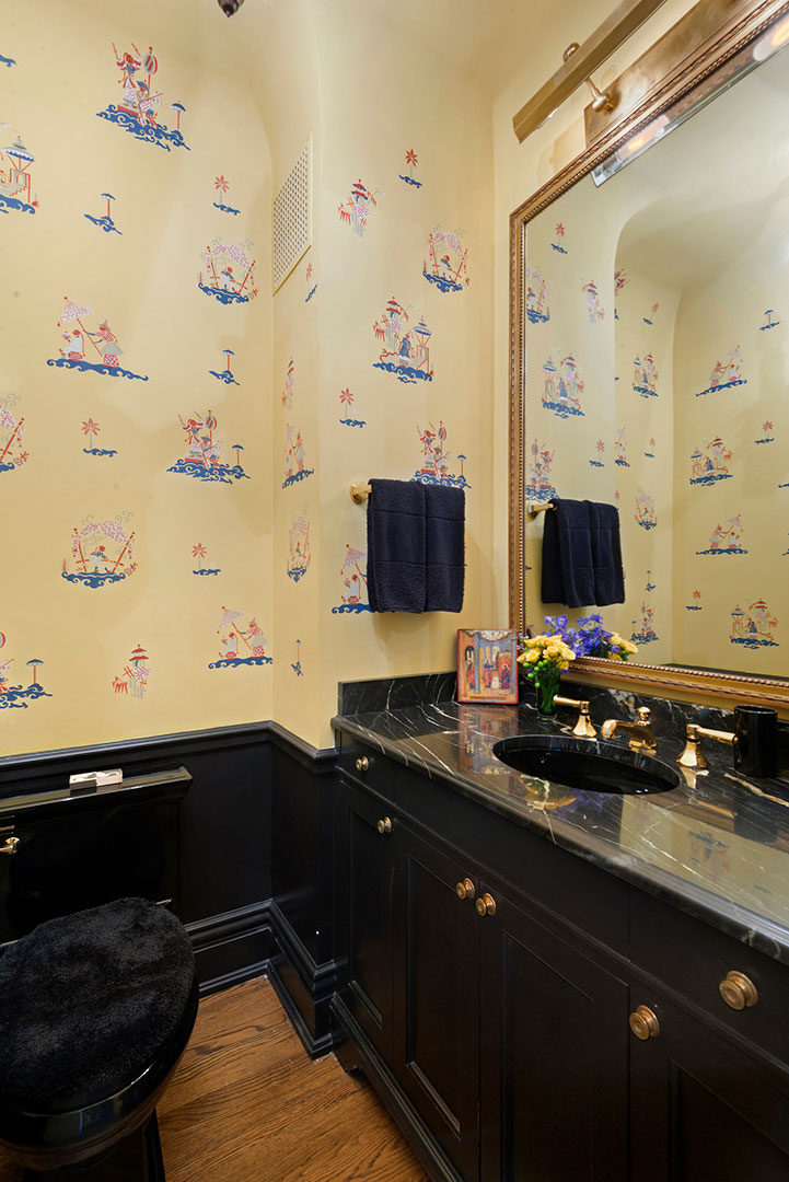Upper East Side Powder Room