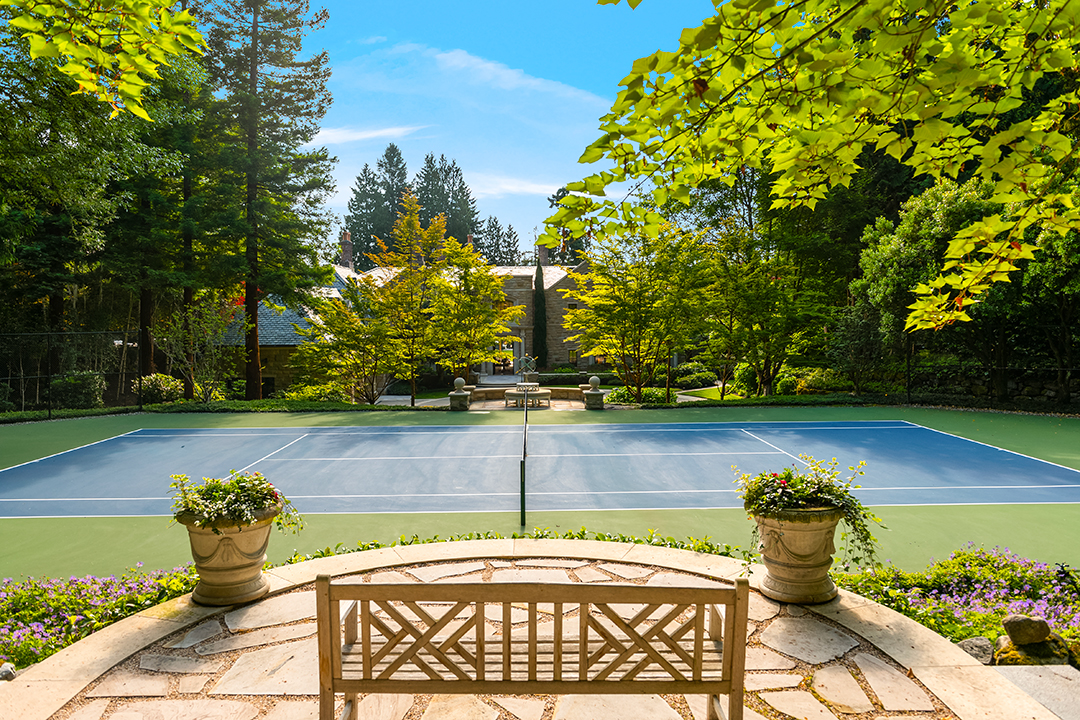 Kenny Gs Lavish Former Lake Estate In Washington Lists For 70m C