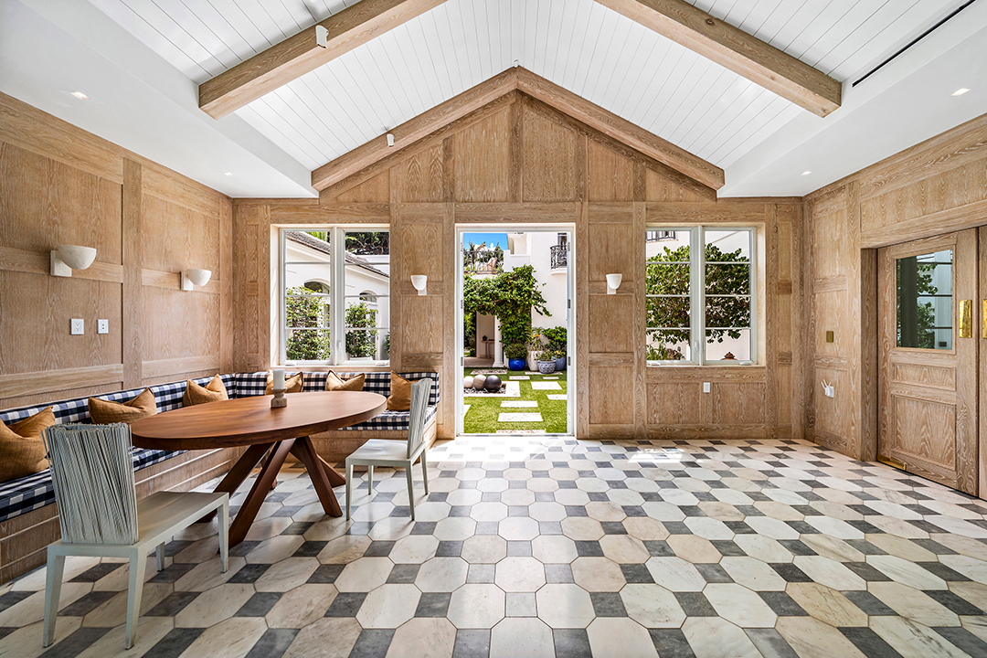 Tory Burch Co Founders Sophisticated Miami Manor Hits The Market For 49m Y