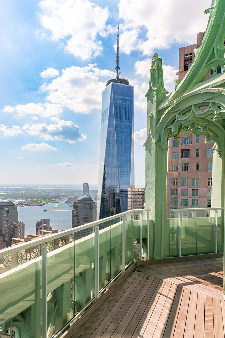 Nycs Famous Woolworth Buildings Pinnacle Penthouse Sells For 30m 8
