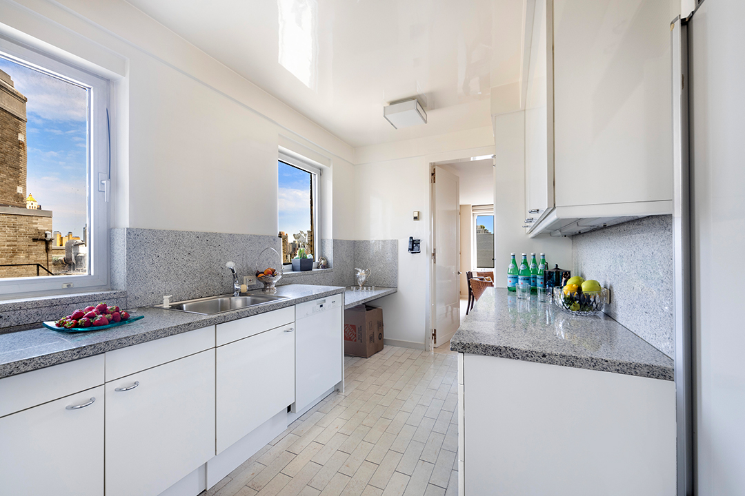 Dressed To Impress Kleinfeld Bridal Founders Longtime Nyc Co Op Asks 7m 880 Fifth Ave 20a Kit1