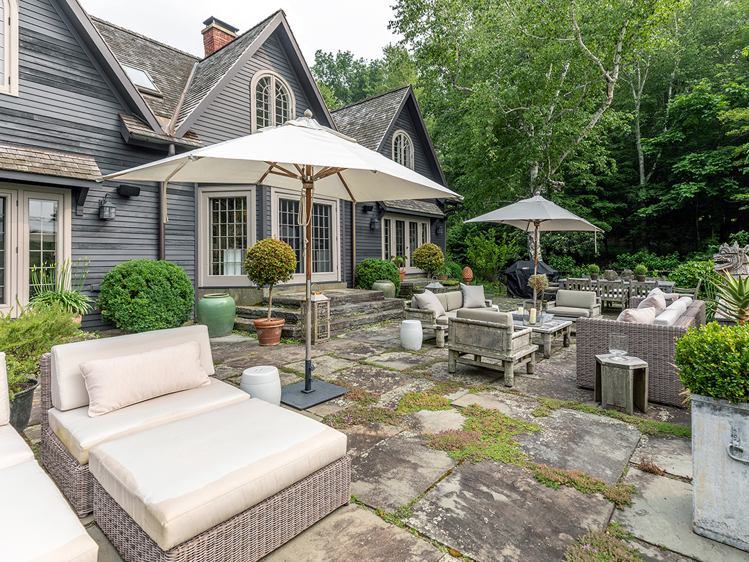 Stunning Washington Ct Estate Once Featured In Ctcg Lists For 3 25m A