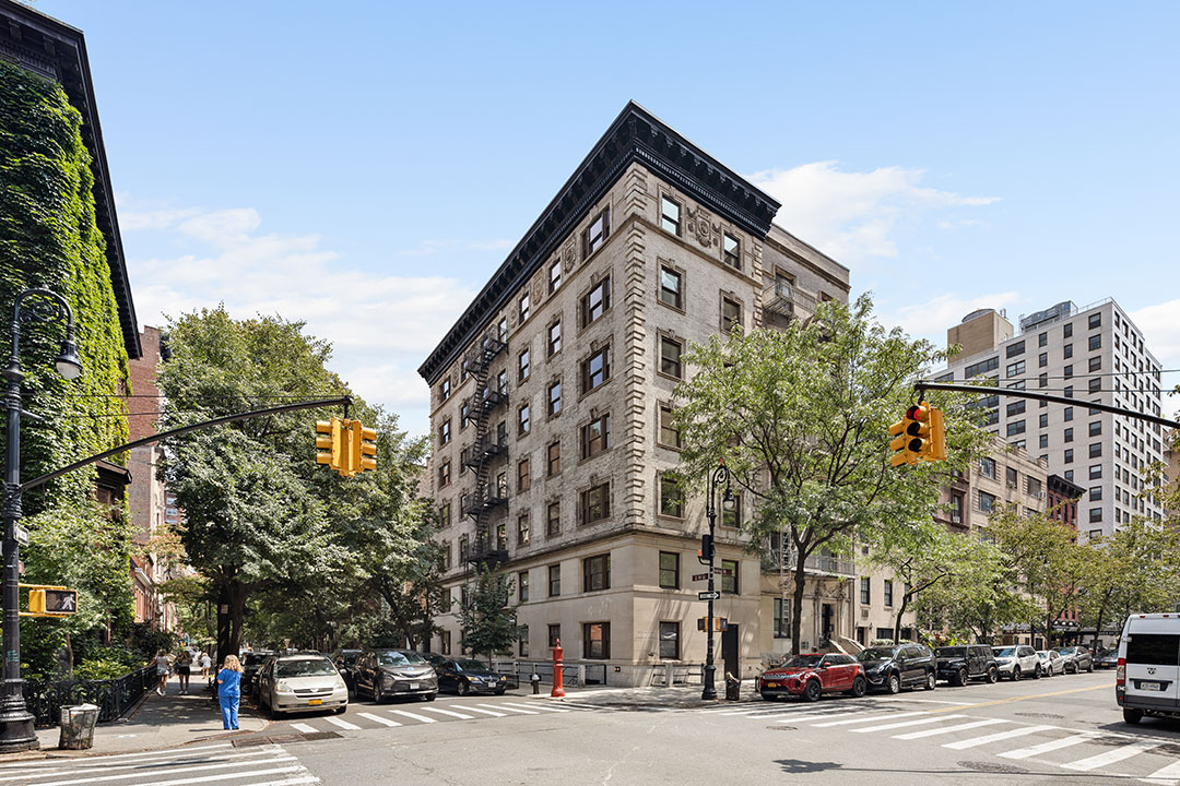 We Work Neumann Exterior