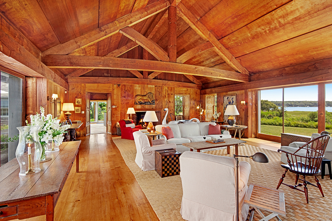 Diane Sawyer Asks 24m For Her 20 Acre Marthas Vineyard Compound B