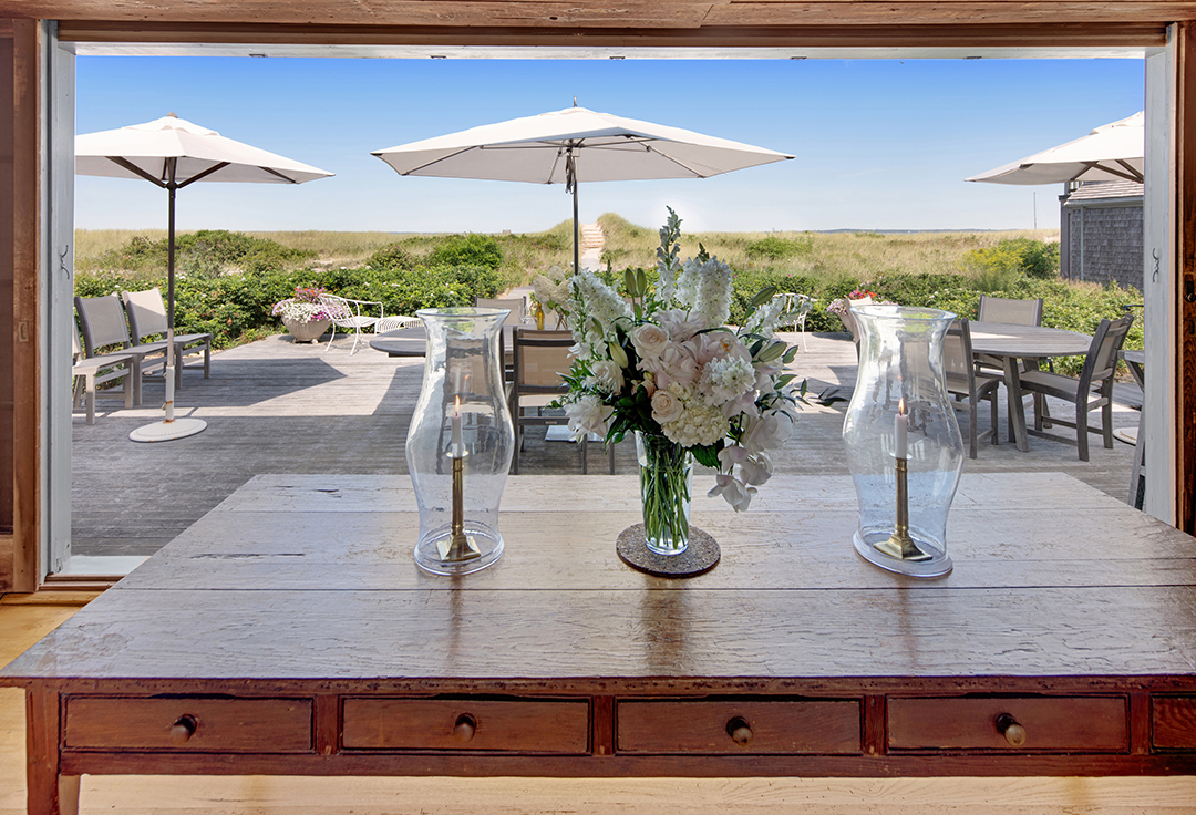 Diane Sawyer Asks 24m For Her 20 Acre Marthas Vineyard Compound E