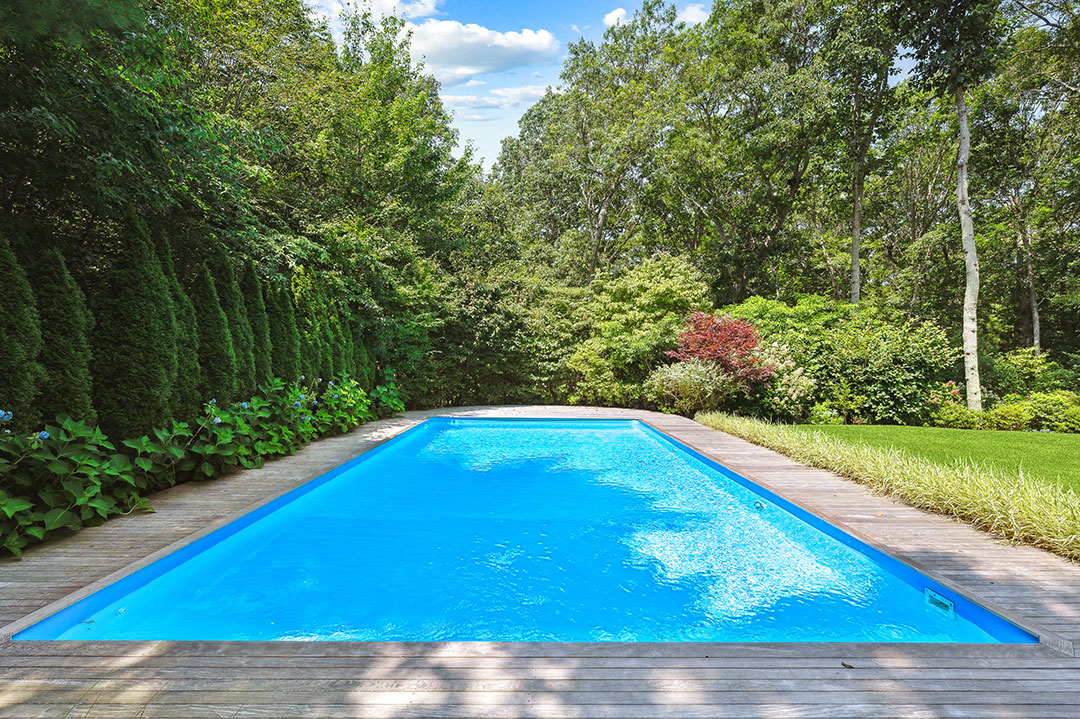 10 East Hampton Harry Bates Pool