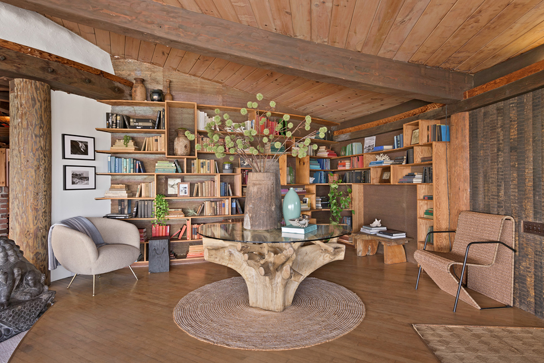 Late Architect Harry Gesners Own Malibu Home Named Sandcastle Wants 22 5m E