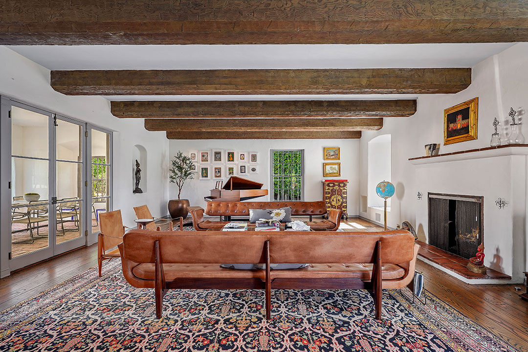 4 Howard Hughes Living Room