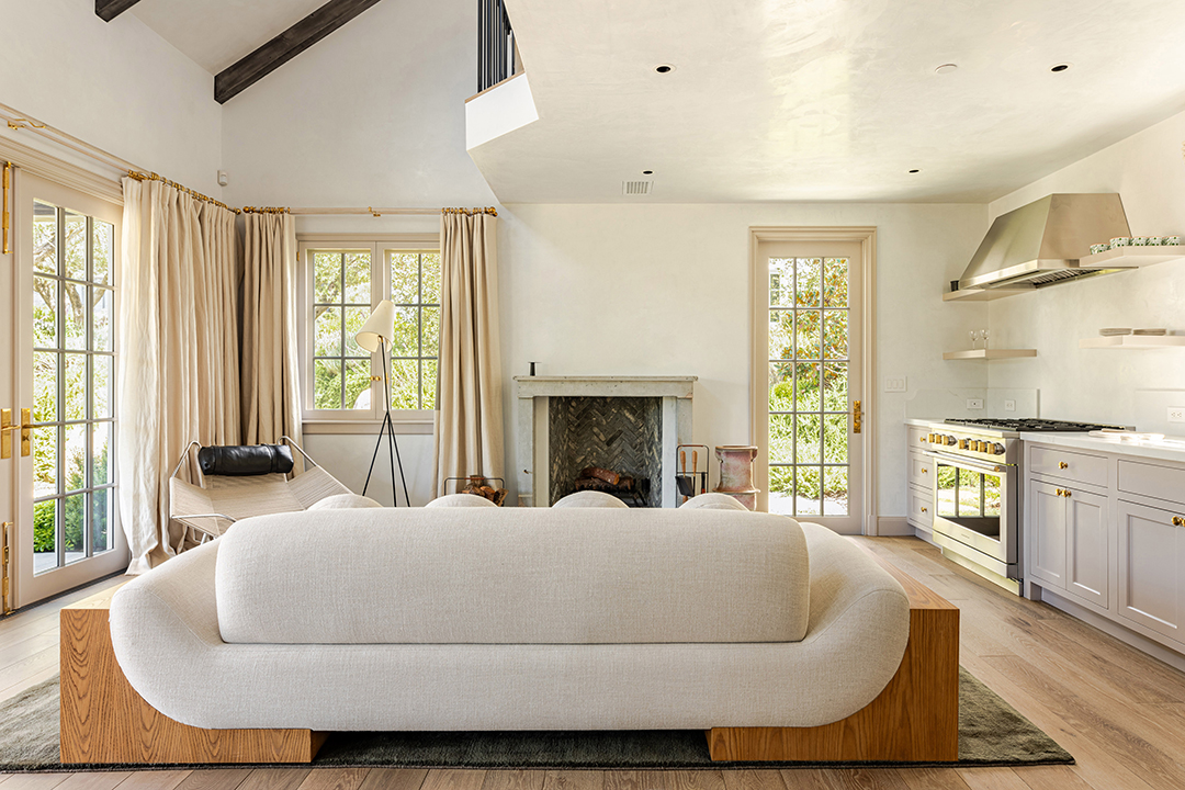 Gwyneth Paltrow To Host A One Night Airbnb Stay At Her Montecito Guest House Guesthouse Interior 1 Credit Stephen Paul