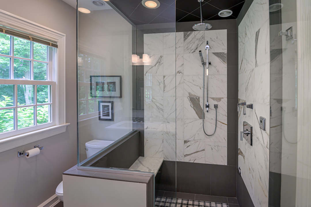 You Can Nab This Waterfront Ridgefield Spread With Classic Charm For 1 7m U