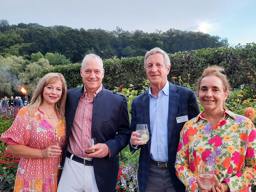 45 Kim Smith David Faren Andrew Gordon Board Member Julia James