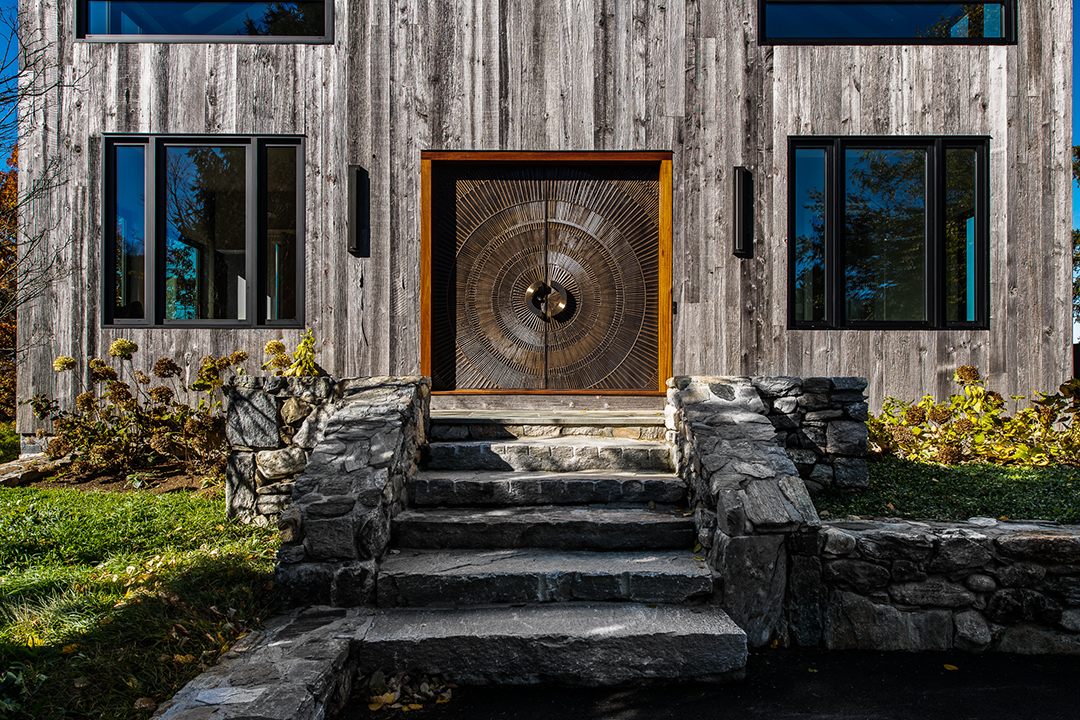 Unique Ct Estate With A Revamped Circa 1792 Colonial And A Sleek Barn House Lists For 9 5m C