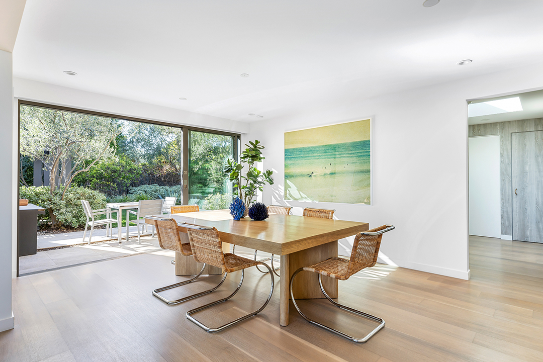 Hollywood Power Couple Puts Malibu Retreat On The Market For Over 18m 22575 Carbon Mesa 018