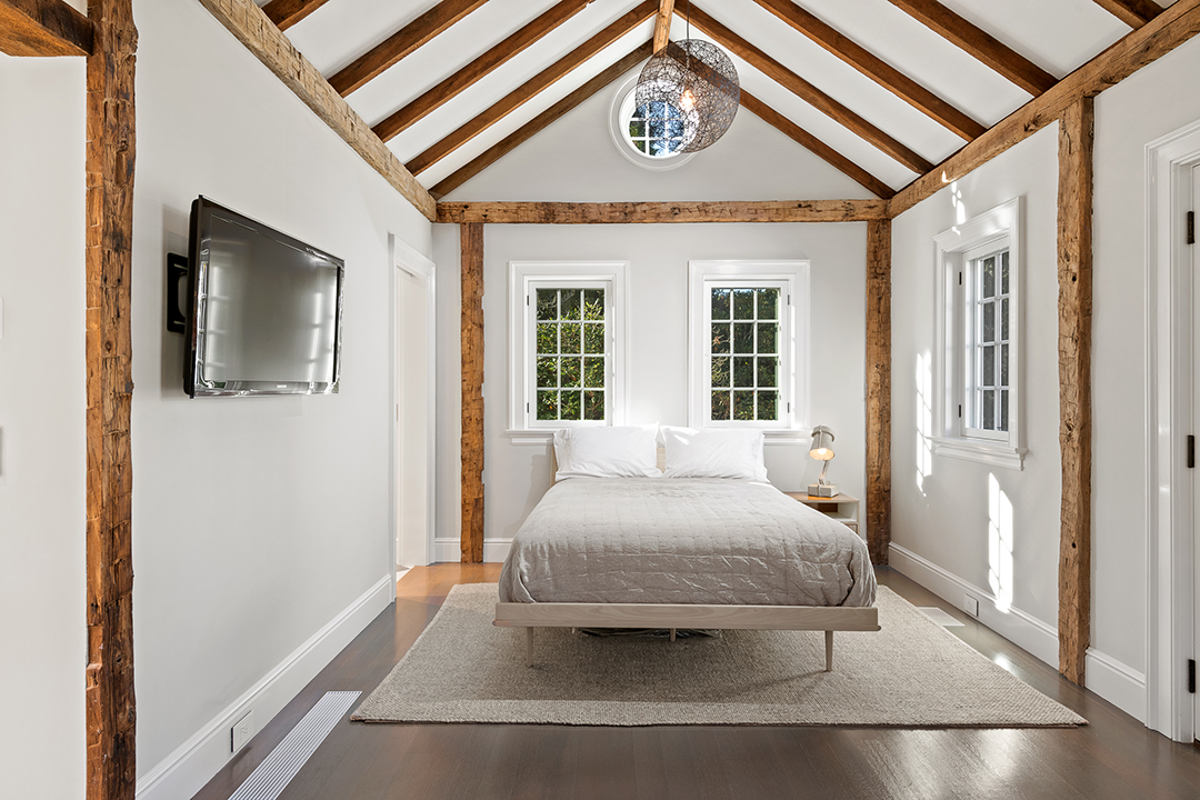 Unique Ct Estate With A Revamped Circa 1792 Colonial And A Sleek Barn House Lists For 9 5m M