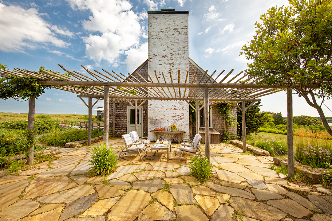 Diane Sawyer Asks 24m For Her 20 Acre Marthas Vineyard Compound R