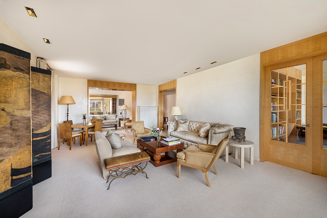 Dressed To Impress Kleinfeld Bridal Founders Longtime Nyc Co Op Asks 7m 880 Fifth Ave 20a Lr3a