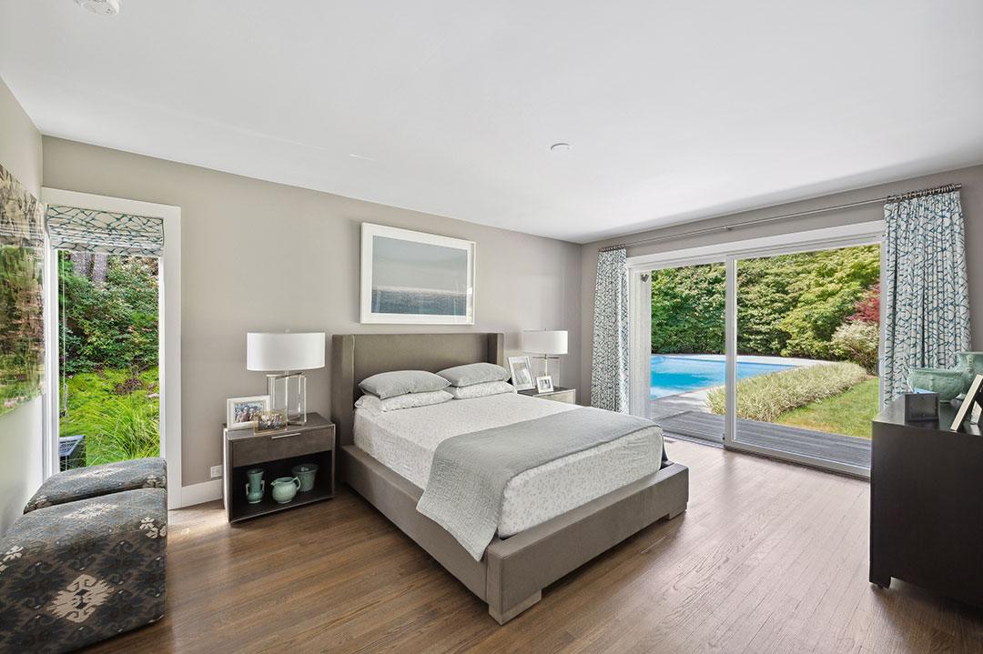 30 East Hampton Harry Bates Bedroom