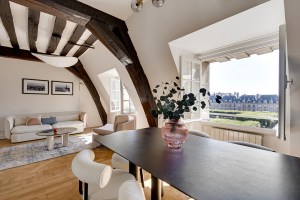 Tour A Dreamy Paris Listing That Could Become Someones Perfect Pied A Terre F