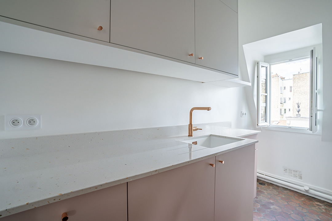 Tour A Dreamy Paris Listing That Could Become Someones Perfect Pied A Terre J