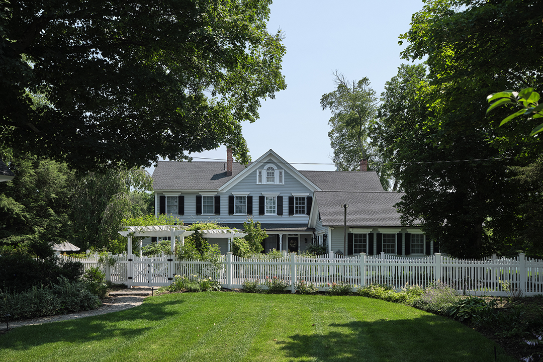 Gorgeous New York Farmhouse On 12 Acres Hits The Market For 4 25m Aa