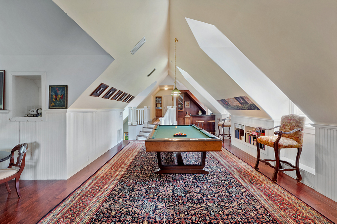 A Graceful 19th Century Manor In Old Lyme Looks For 2 4m 66