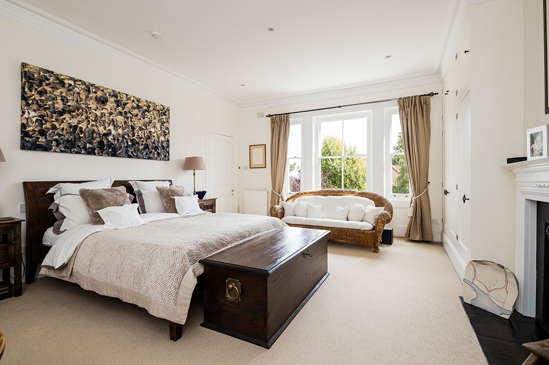 Richard Burton Home Lyndhurst Road Principal Bedroom Suite Altenrative