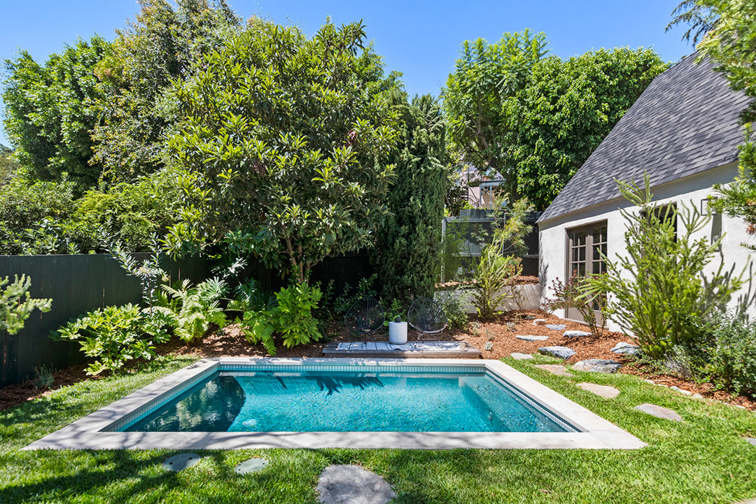 Actress Andie Macdowell Lists Storybook 1920s Tudor In Silverlake 64