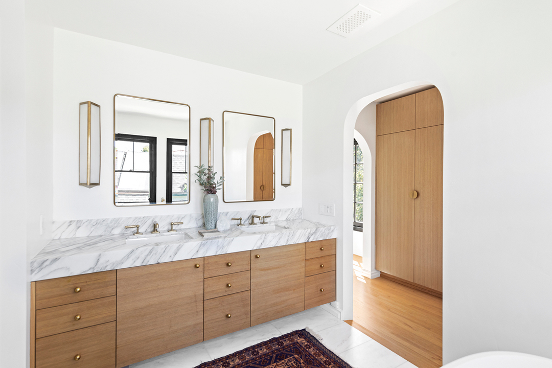 Actress Andie Macdowell Lists Storybook 1920s Tudor In Silverlake 47