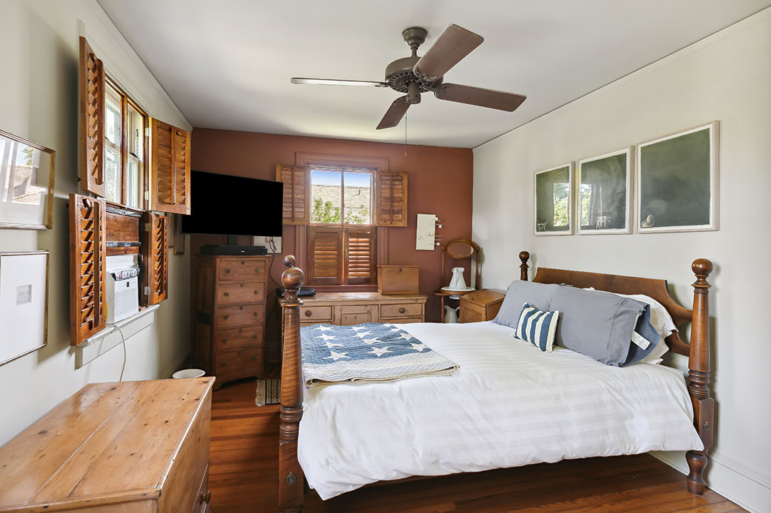 Printres 36 65 Wooley St Southampton Bedroom