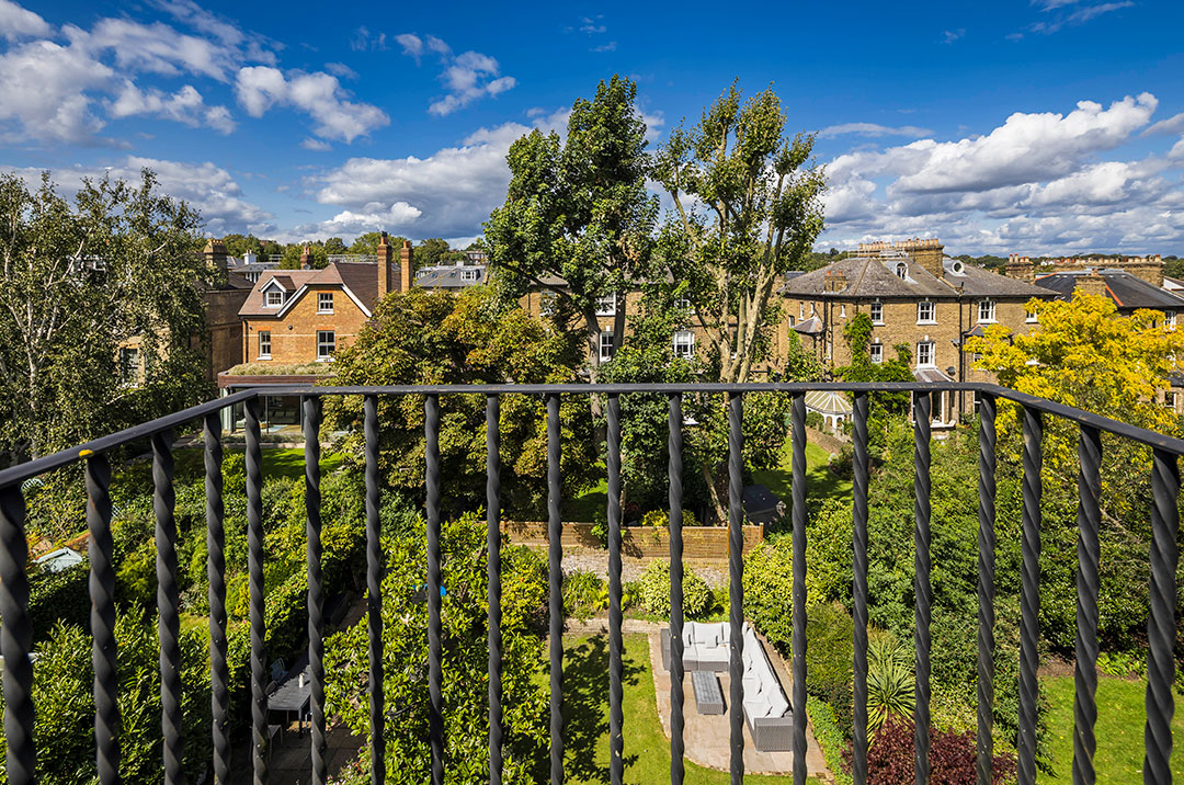 Richard Burton Hom Lyndhurst Road Balcony And Garden Viewjpg