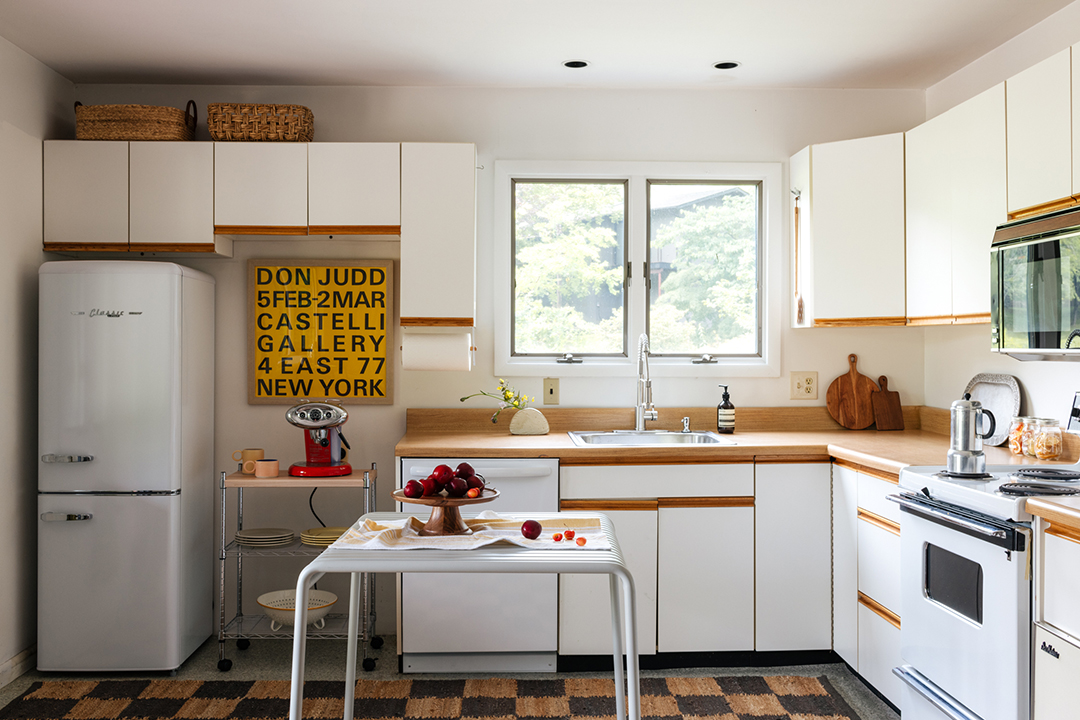 Gorgeous Carefully Renovated Midcentury Modern Is Up For Sale In Millbrook Ny W