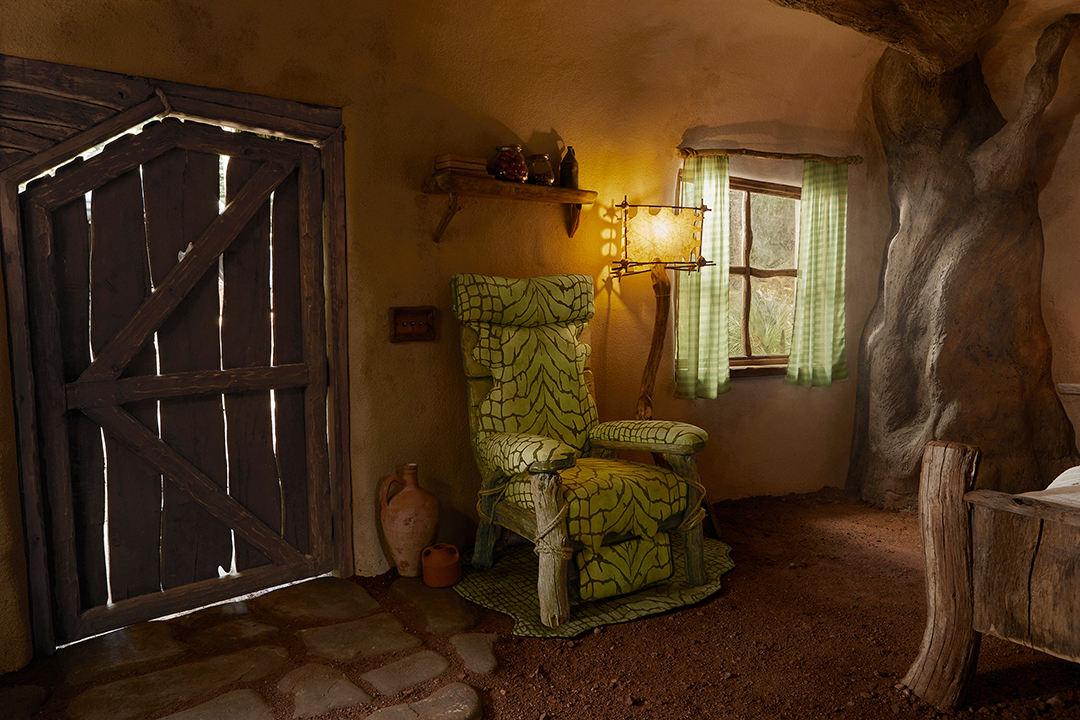 Shreks Swamp Is Available For A Free Once In A Lifetime Airbnb Getaway This October Shrek Airbnb Chair Detail Credit Alix Mcintosh