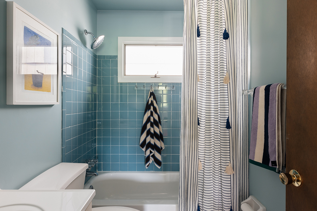 Gorgeous Carefully Renovated Midcentury Modern Is Up For Sale In Millbrook Ny Z