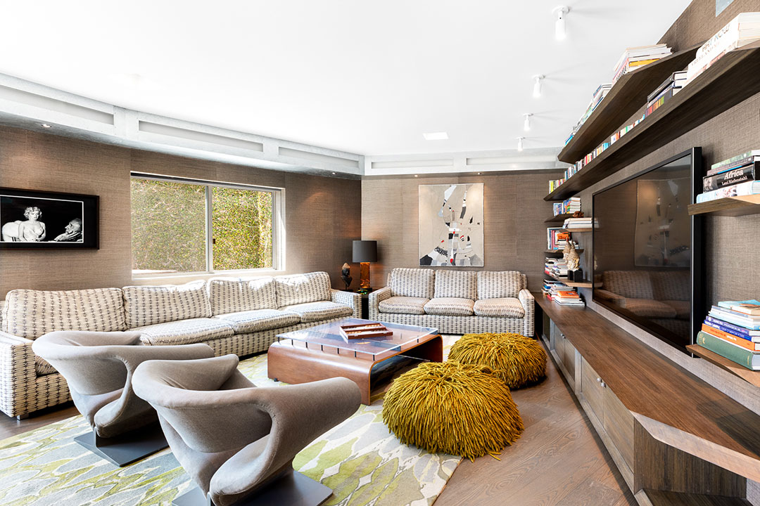 21 Constellation 167 Nicole Nagel