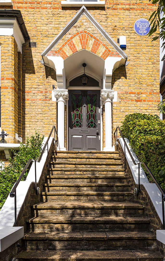 Richard Burton Home Lyndhurst Road House Facade 1